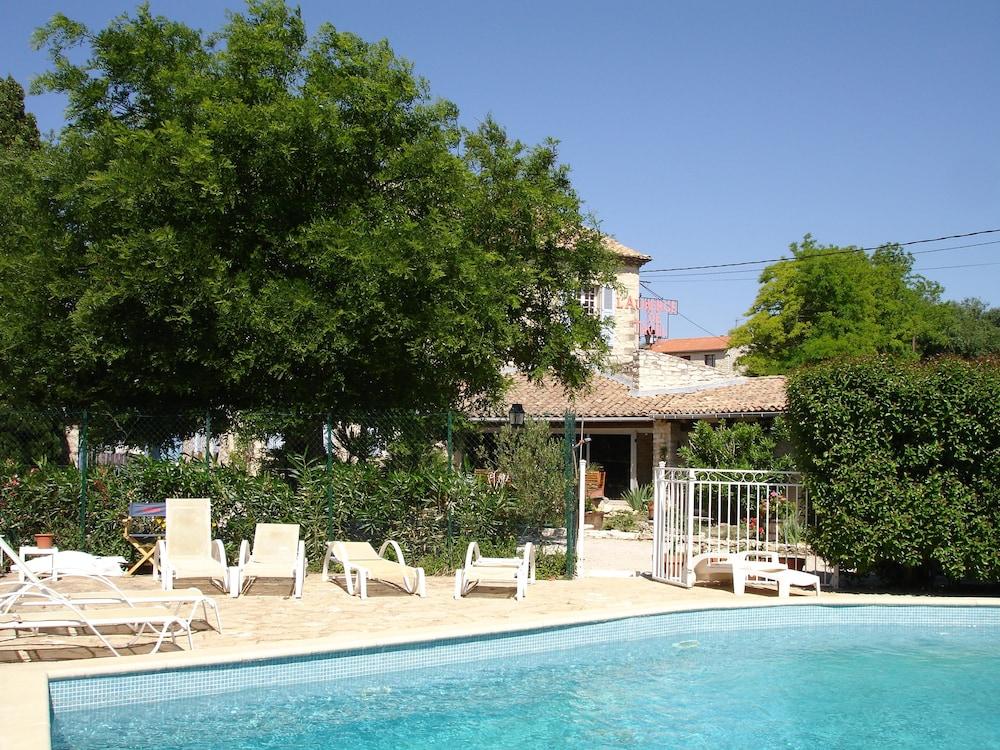 Logis Auberge De Tavel Luaran gambar