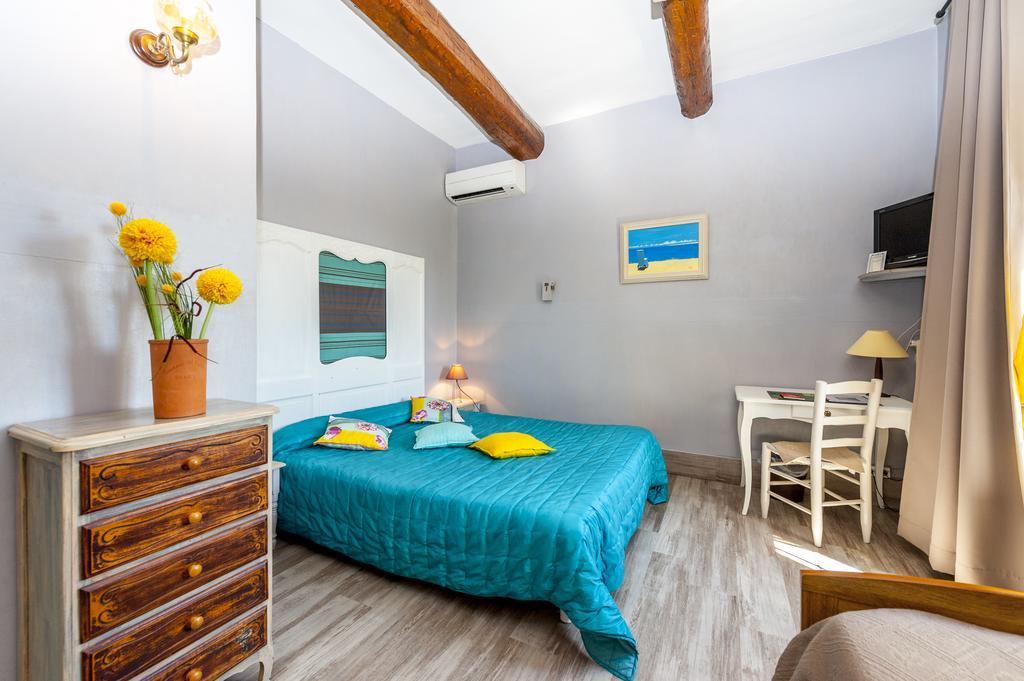 Logis Auberge De Tavel Luaran gambar