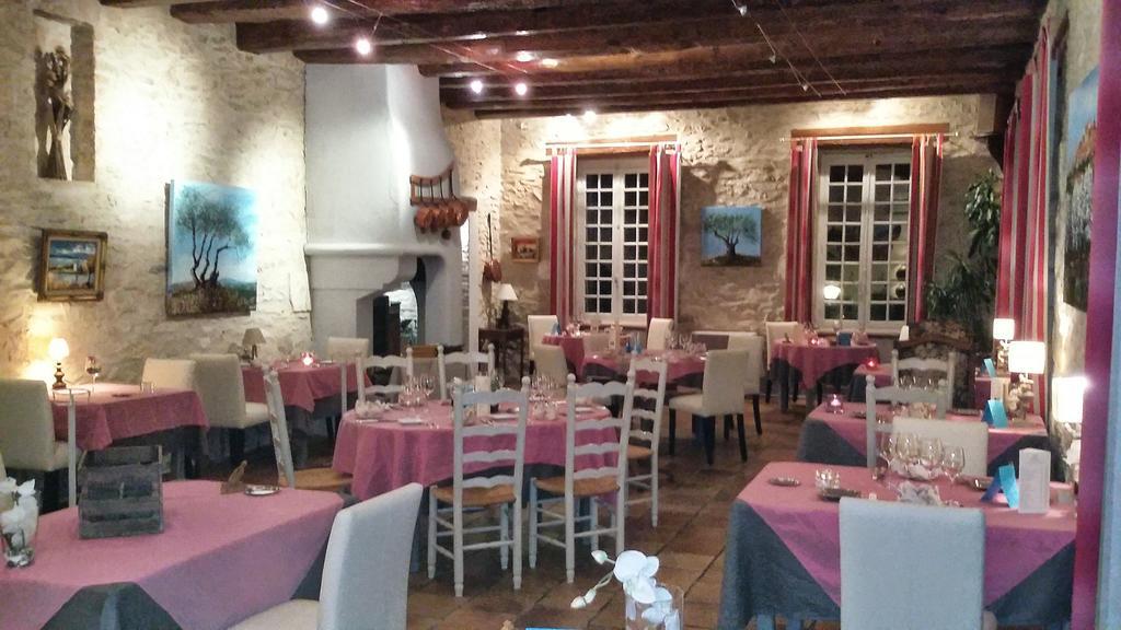 Logis Auberge De Tavel Luaran gambar